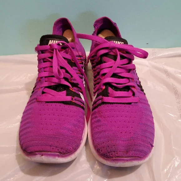 2 Pairs Natural Flex Running Shoes - Picture 6 of 9